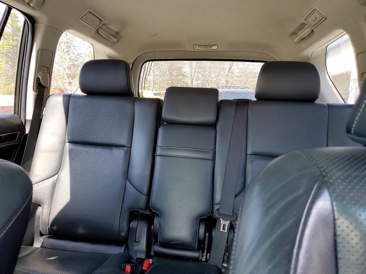 2011 LEXUS GX
