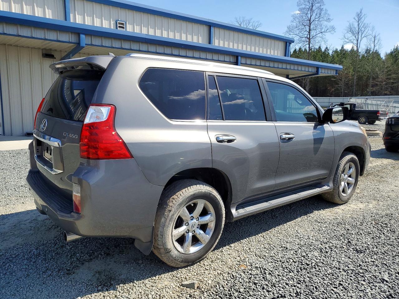 2011 LEXUS GX
