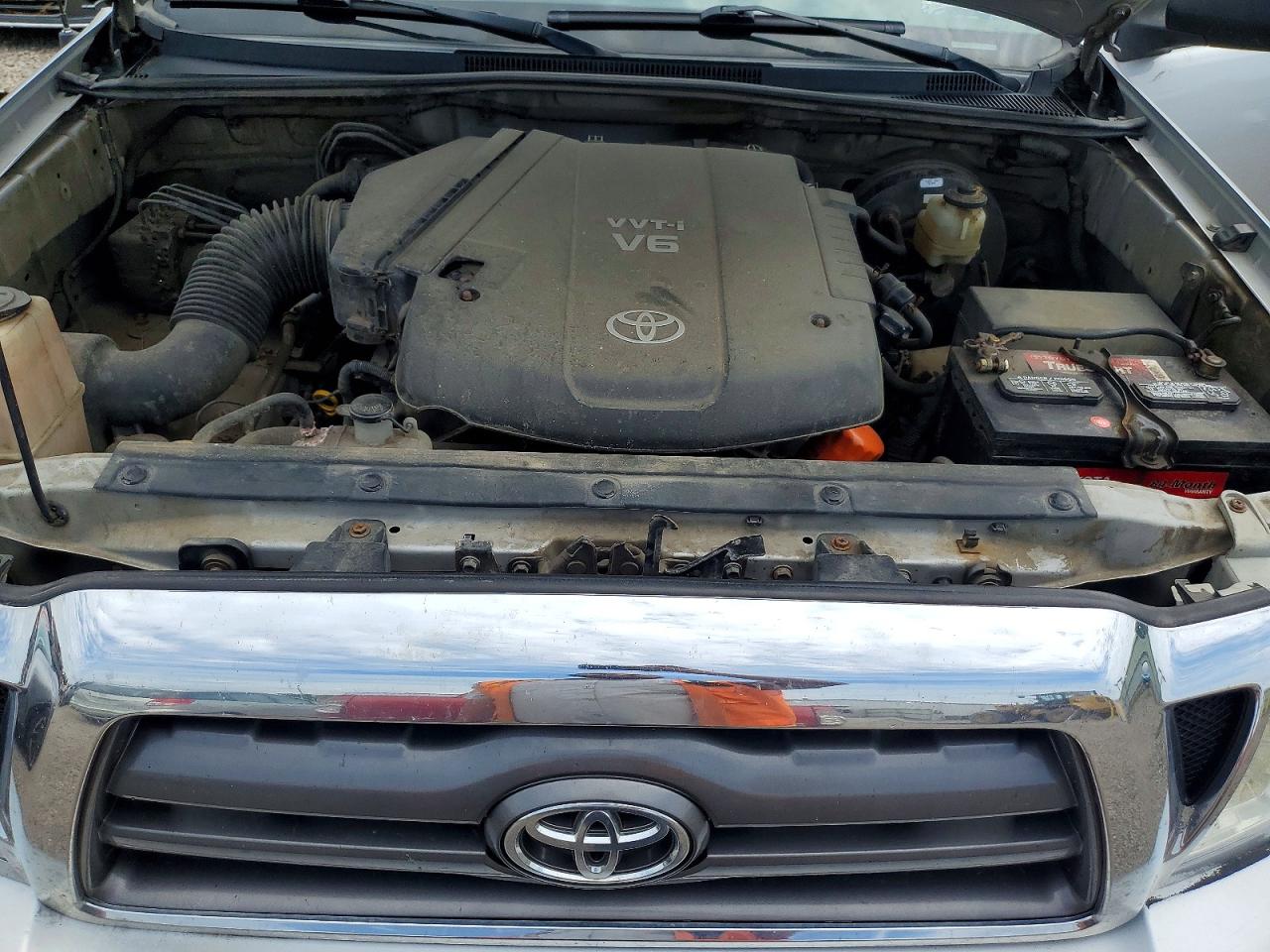 2010 TOYOTA TACOMA