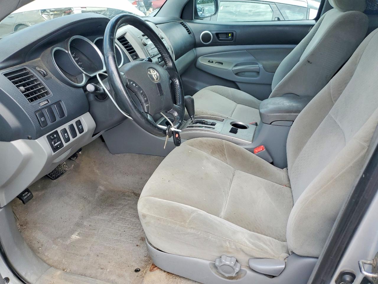2010 TOYOTA TACOMA