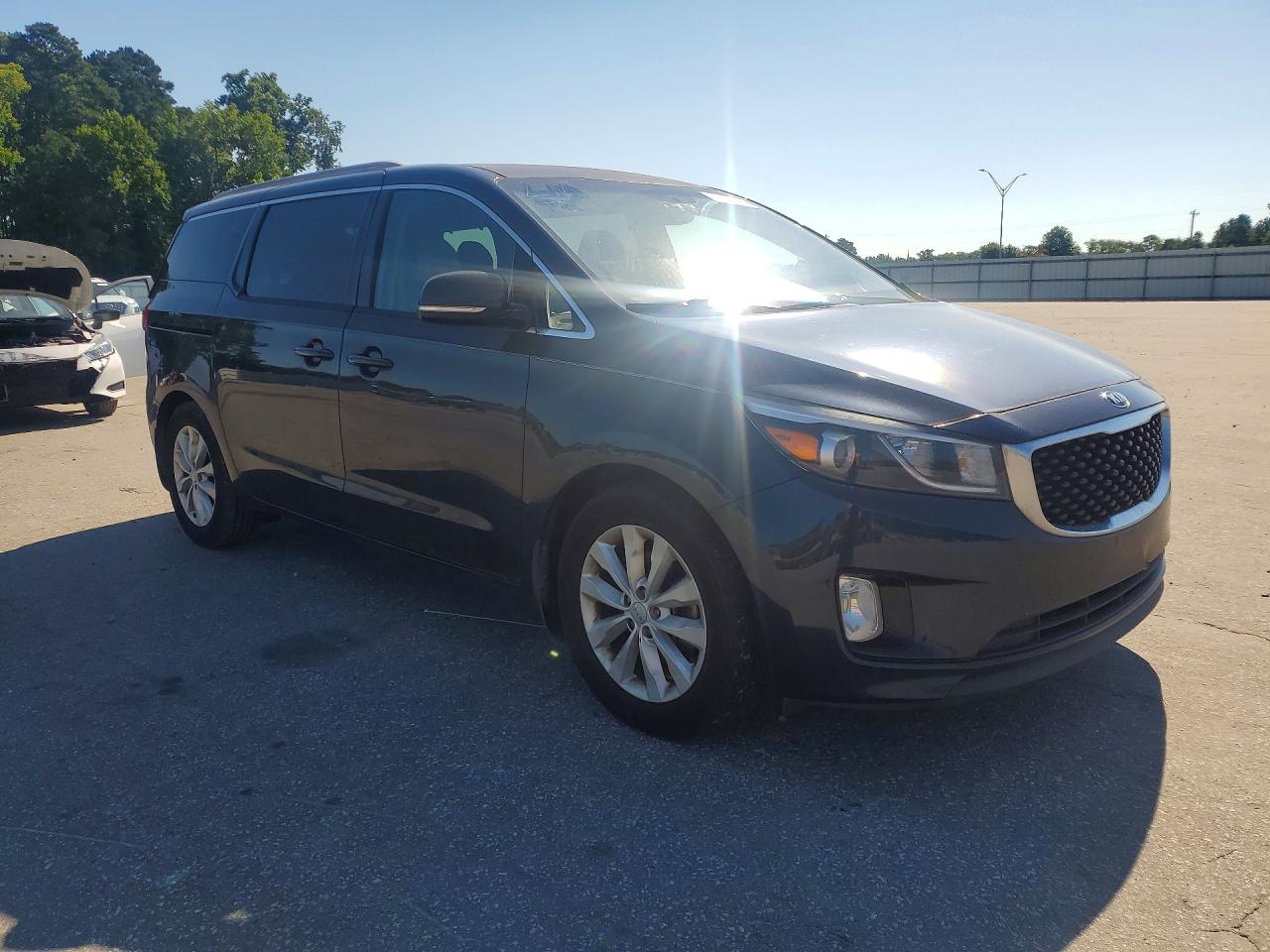 2015 KIA SEDONA