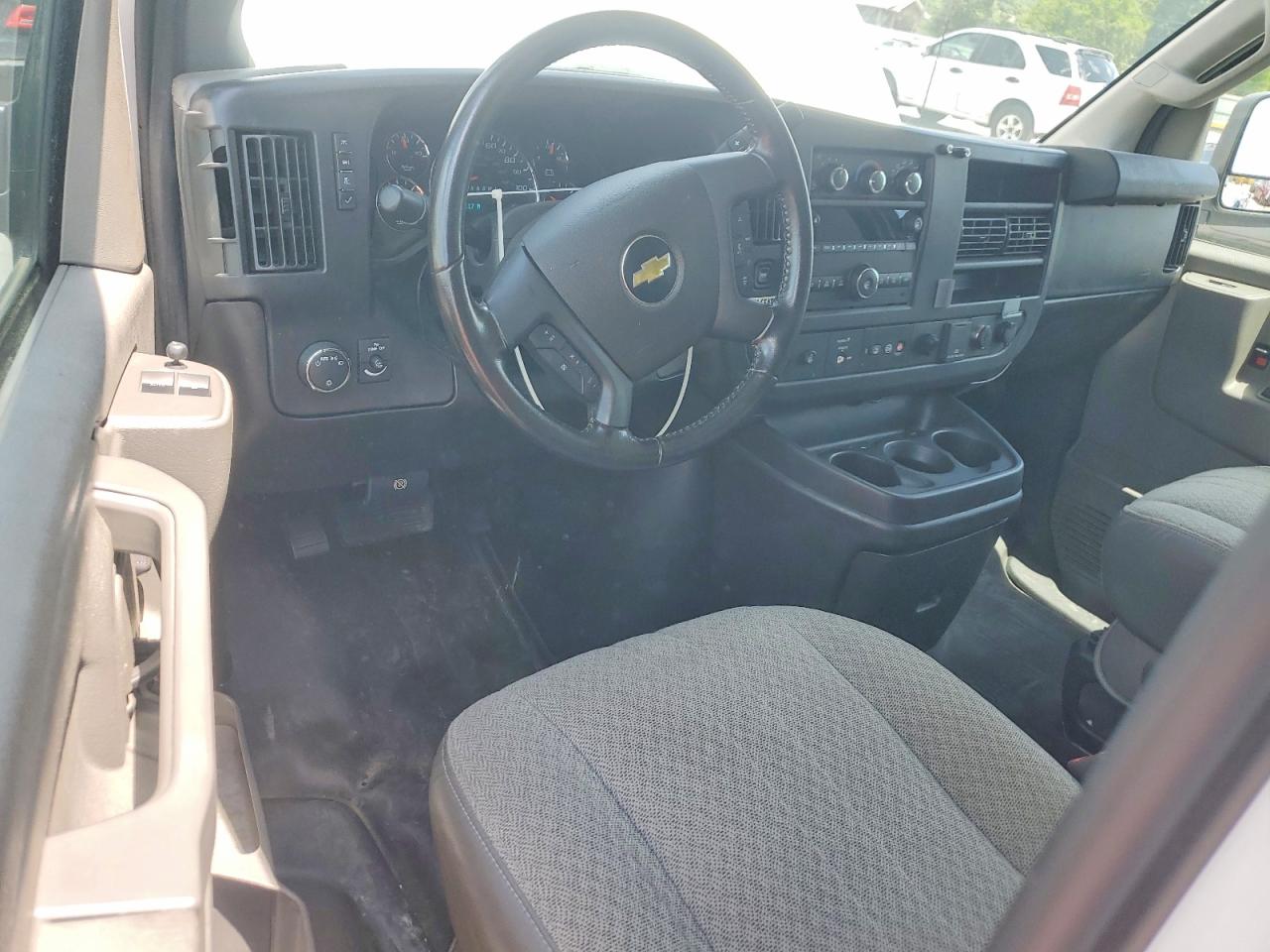 2020 CHEVROLET EXPRESS