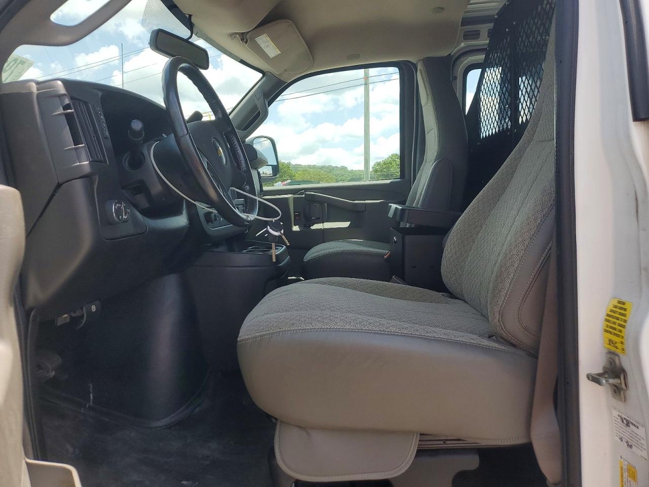 2020 CHEVROLET EXPRESS