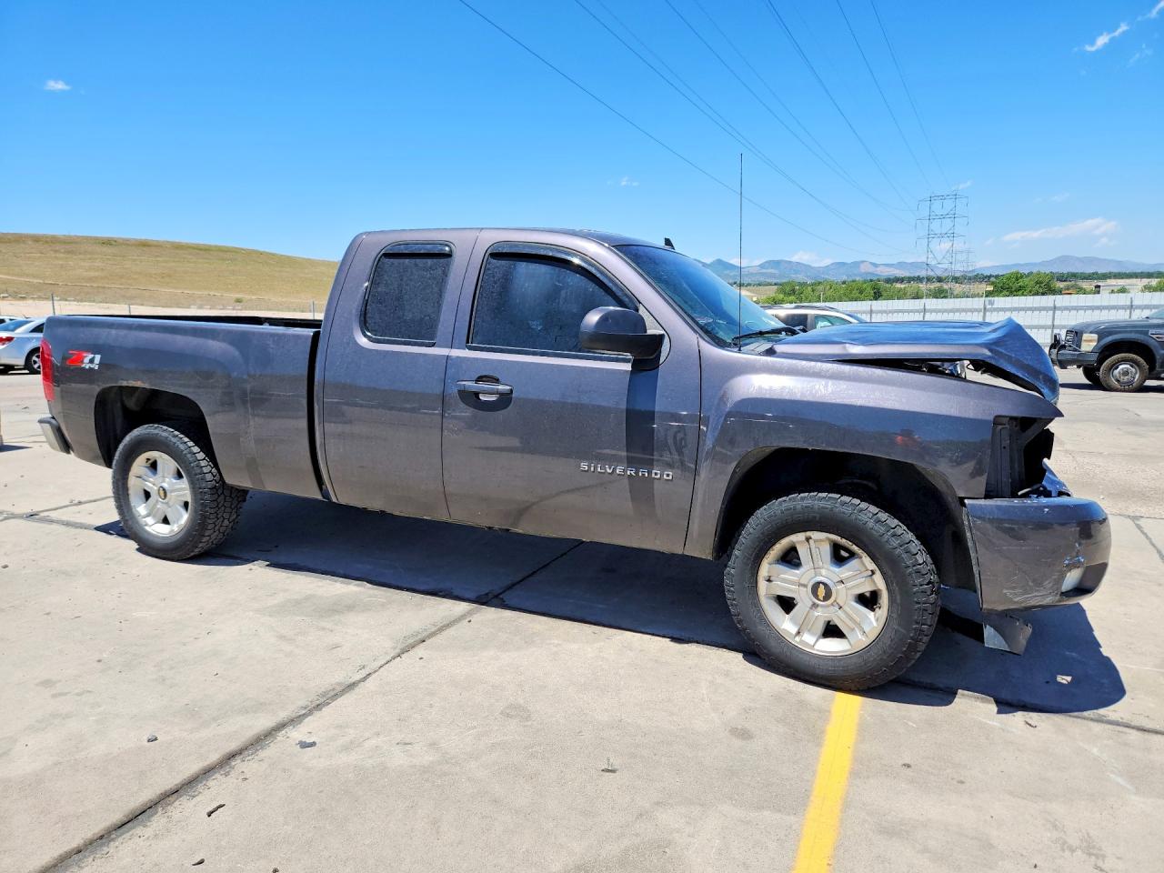 2011 CHEVROLET SILVERADO