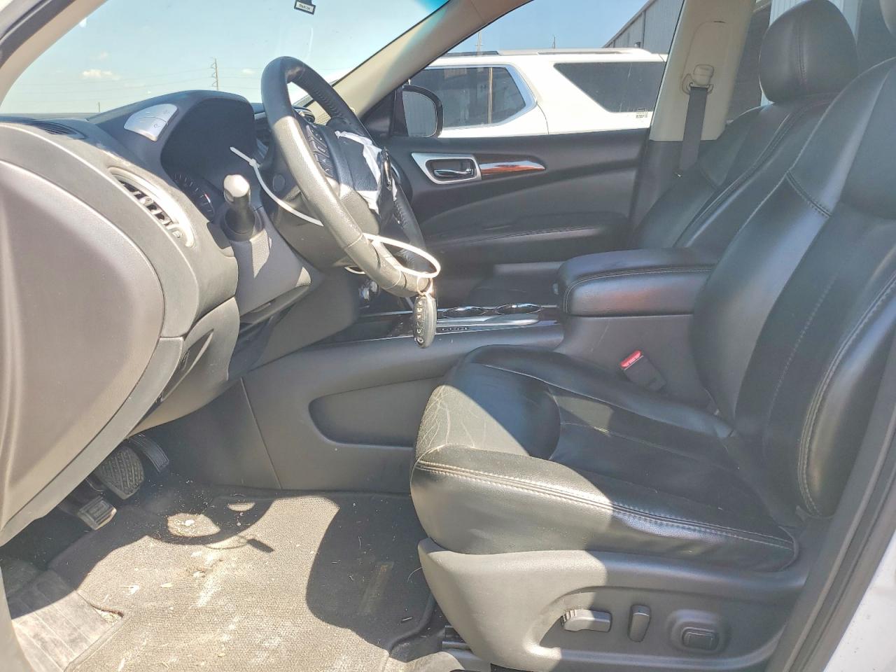 2016 NISSAN PATHFINDER