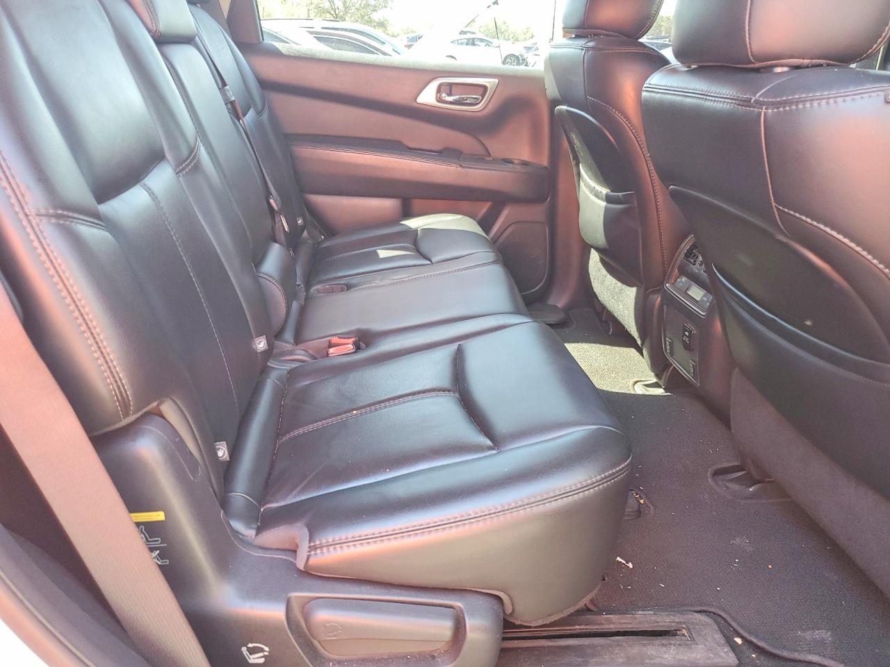 2016 NISSAN PATHFINDER