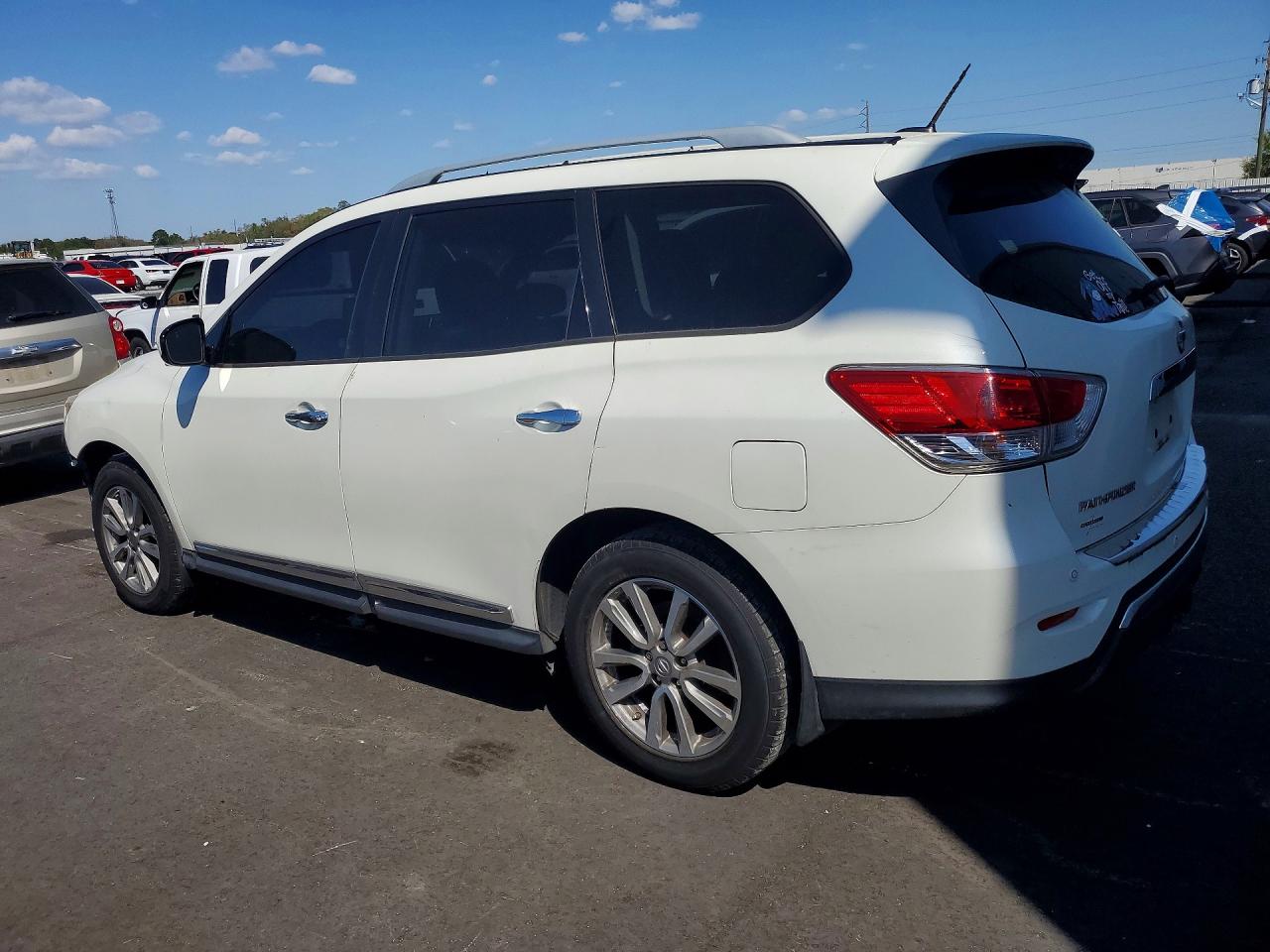 2016 NISSAN PATHFINDER