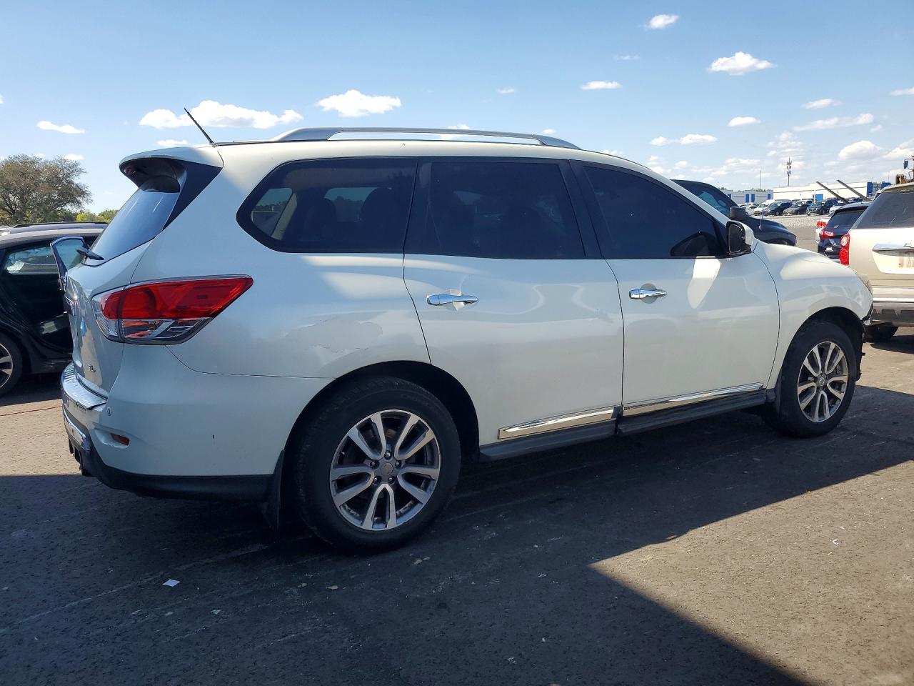 2016 NISSAN PATHFINDER