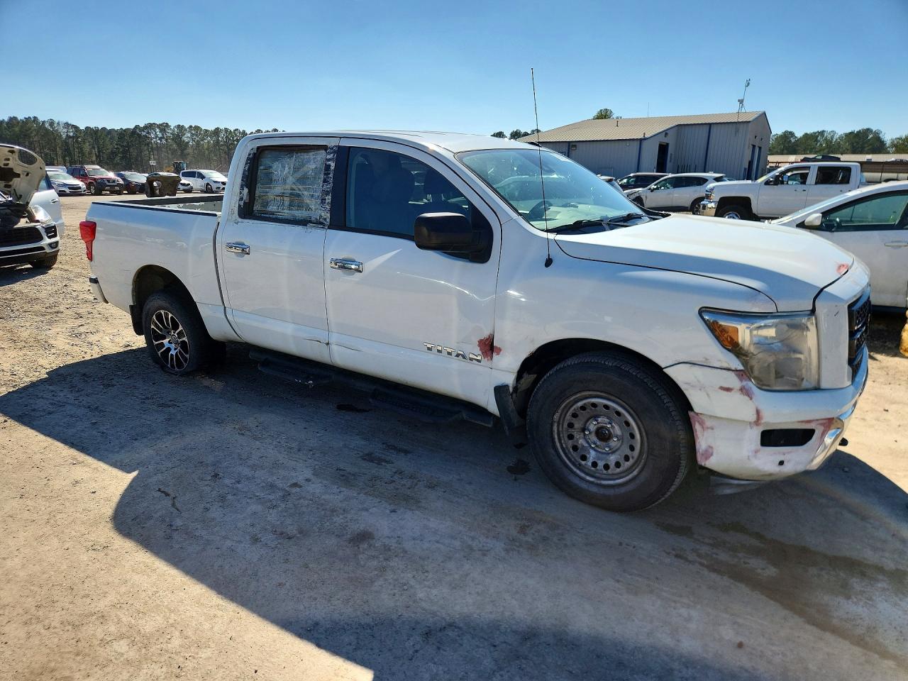2021 NISSAN TITAN