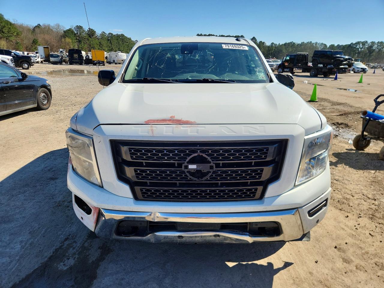 2021 NISSAN TITAN