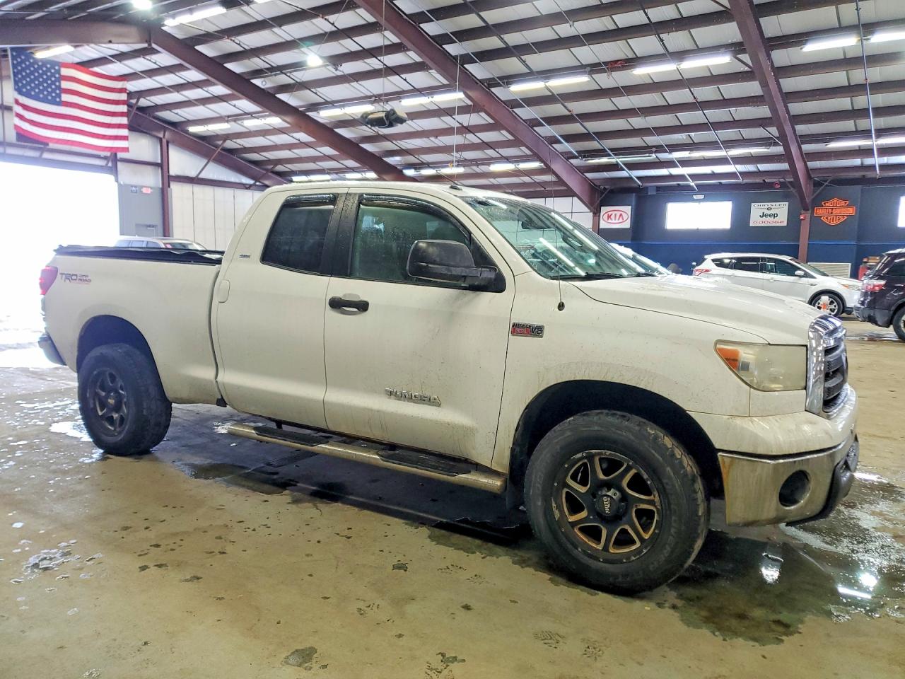 2010 TOYOTA TUNDRA