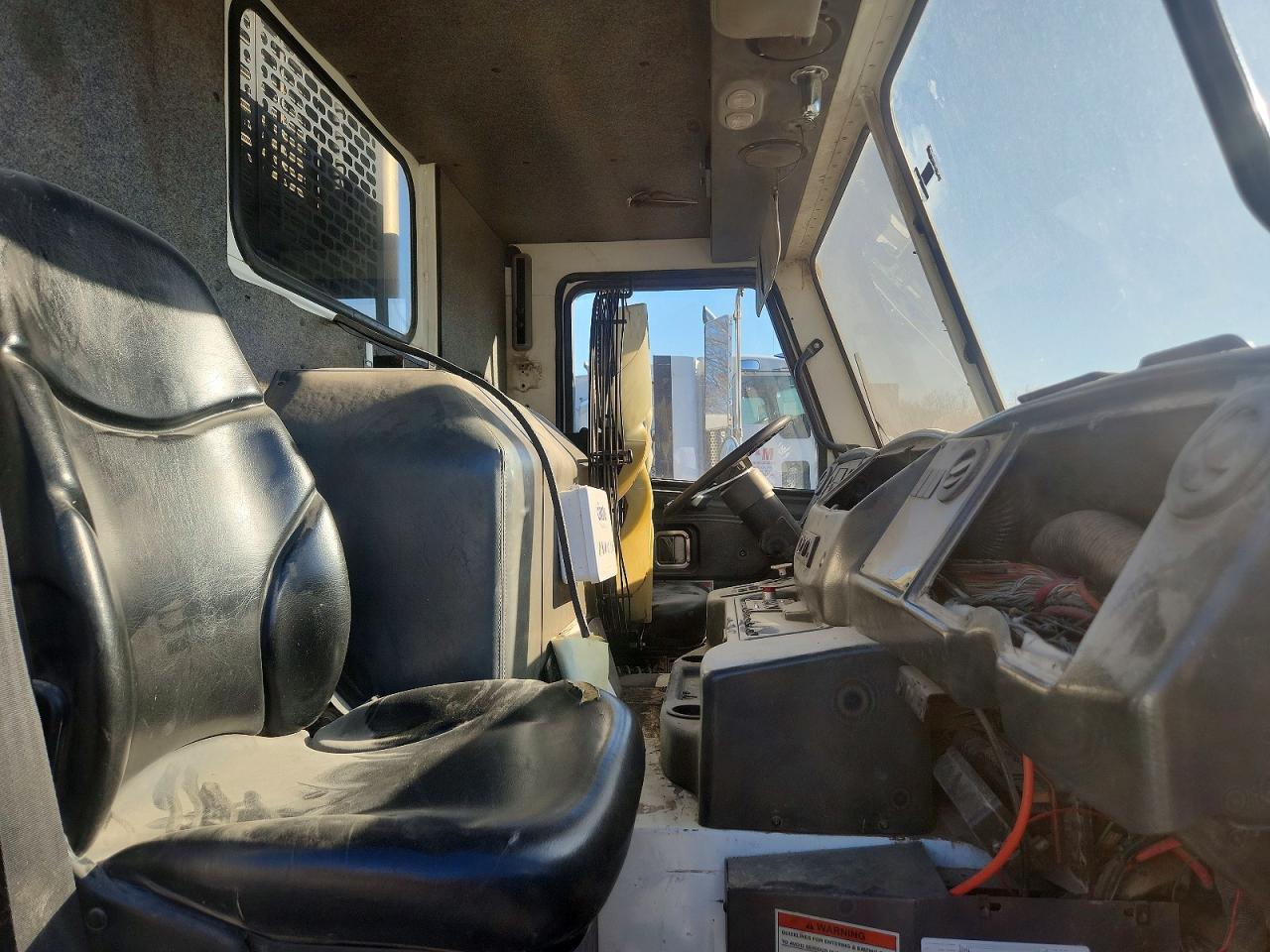 2015 CRANE CARRIER ALL OTHER