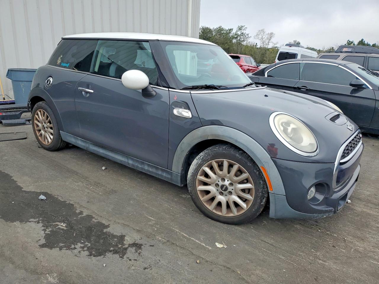 2015 MINI COOPER