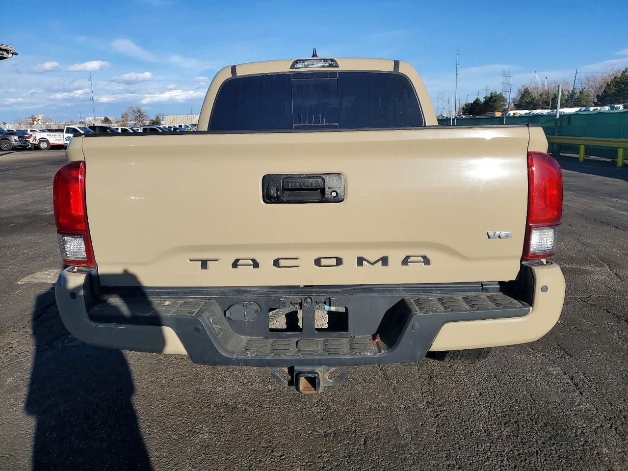 2017 TOYOTA TACOMA
