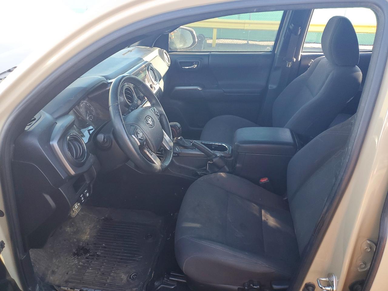2017 TOYOTA TACOMA