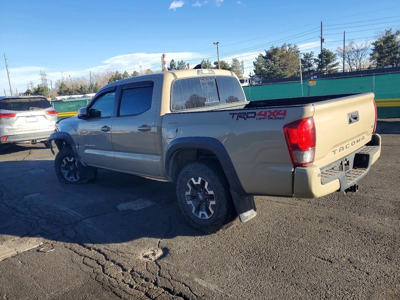 2017 TOYOTA TACOMA