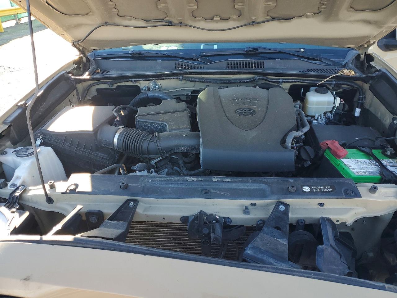 2017 TOYOTA TACOMA