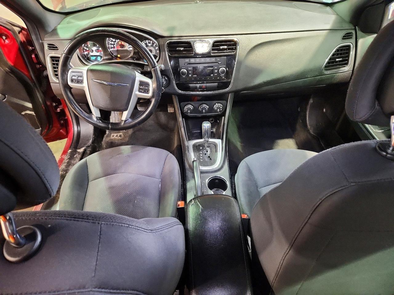 2014 CHRYSLER 200