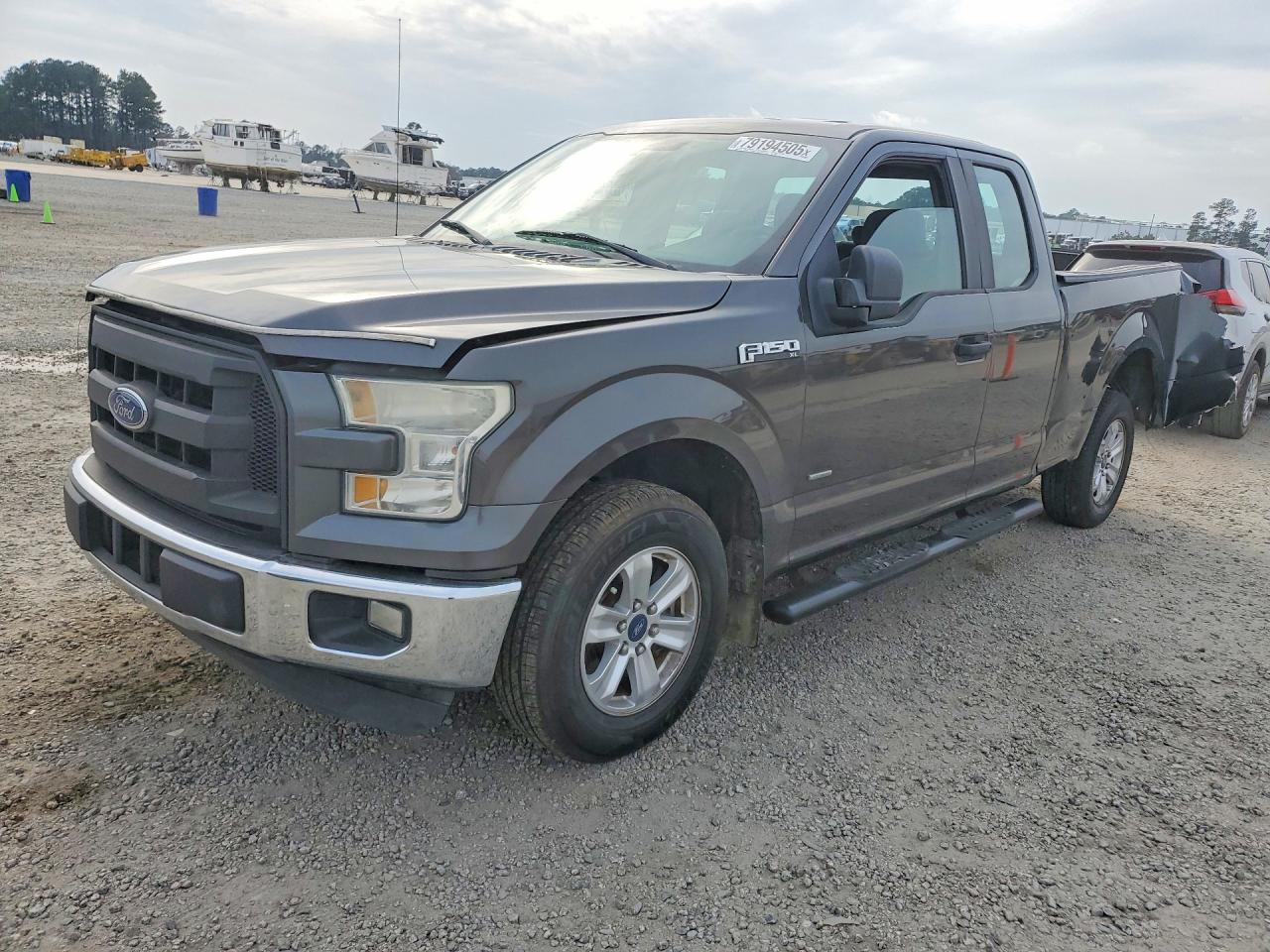 2015 FORD F150