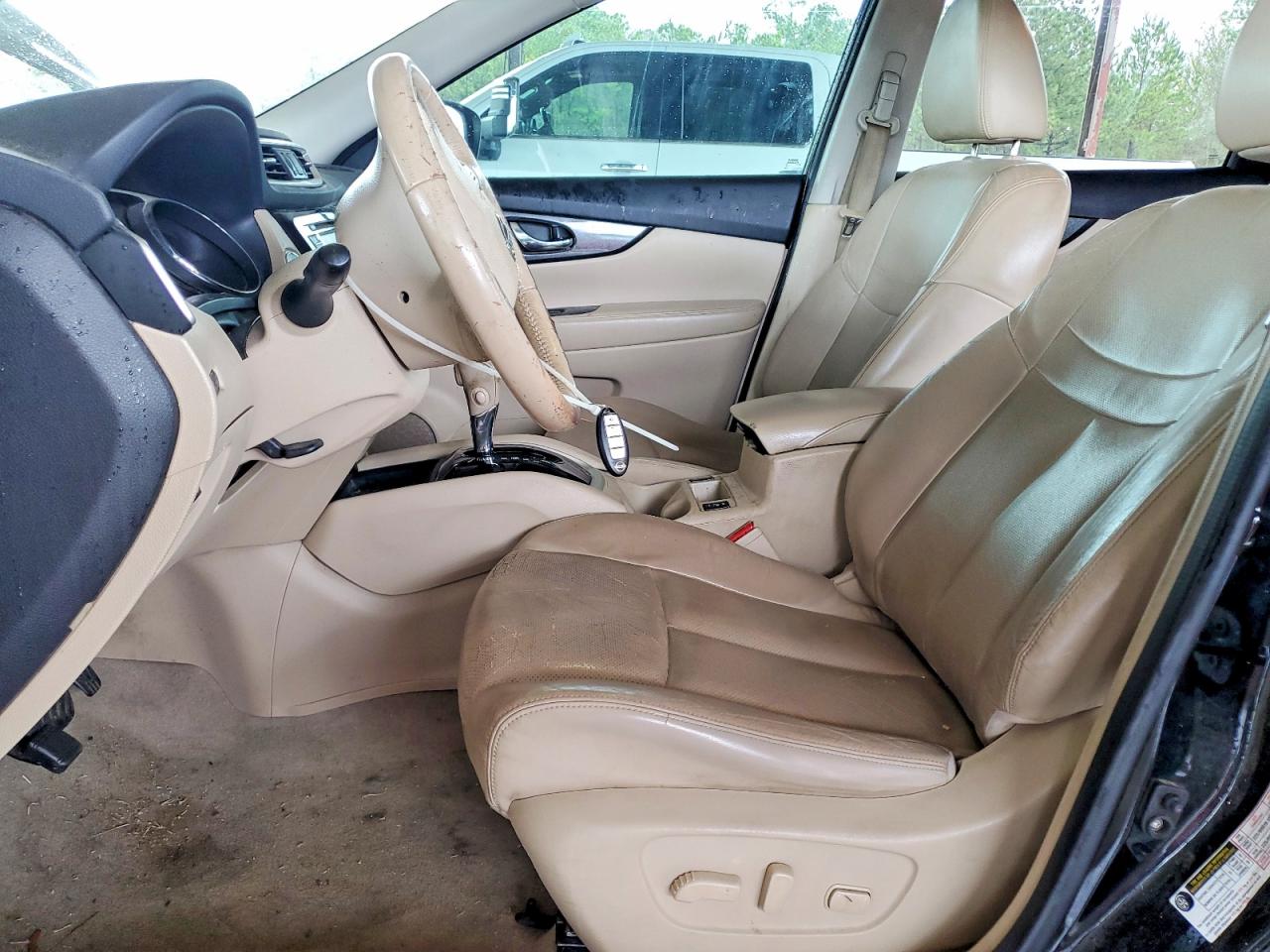 2014 NISSAN ROGUE