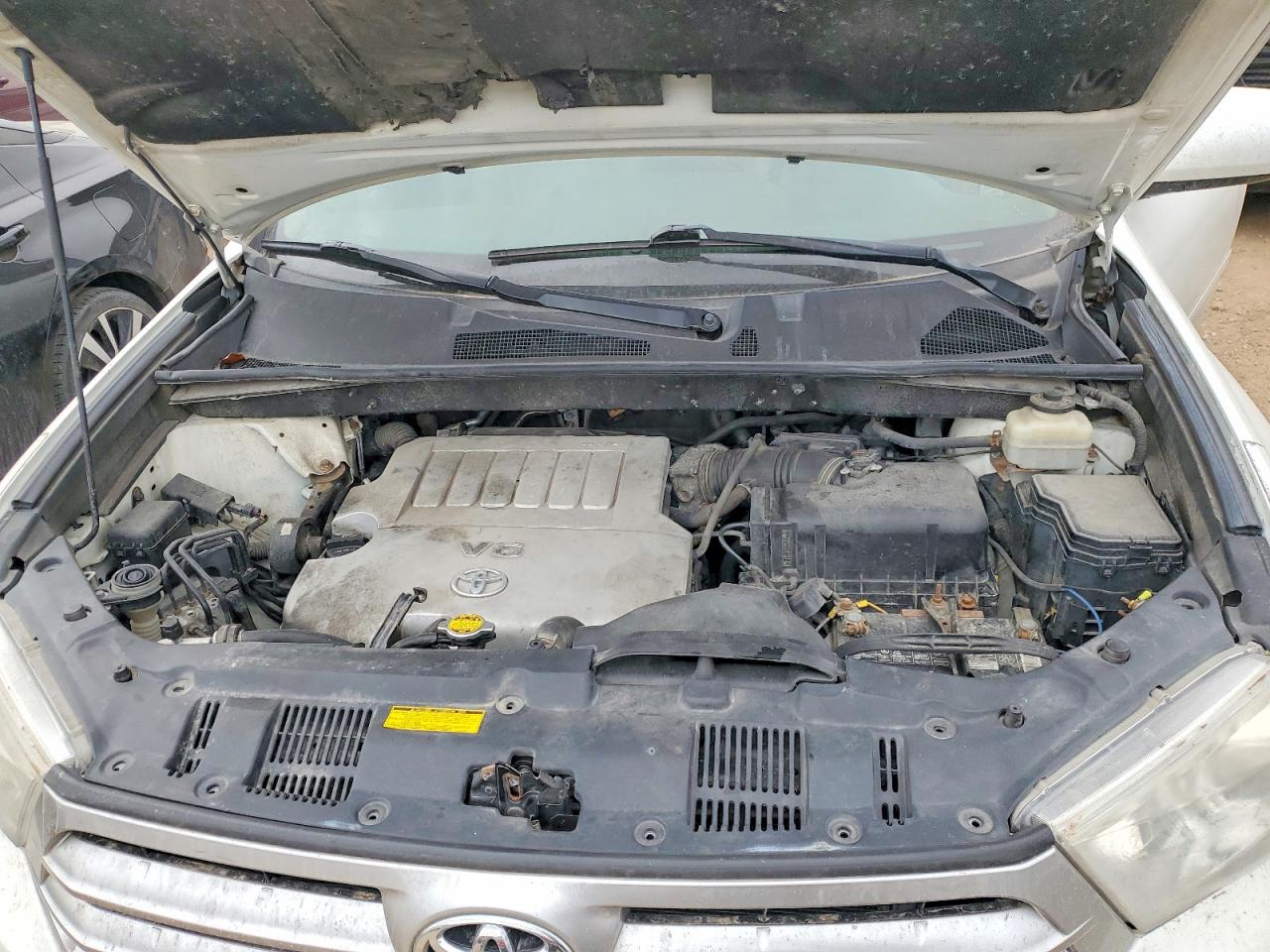2012 TOYOTA HIGHLANDER