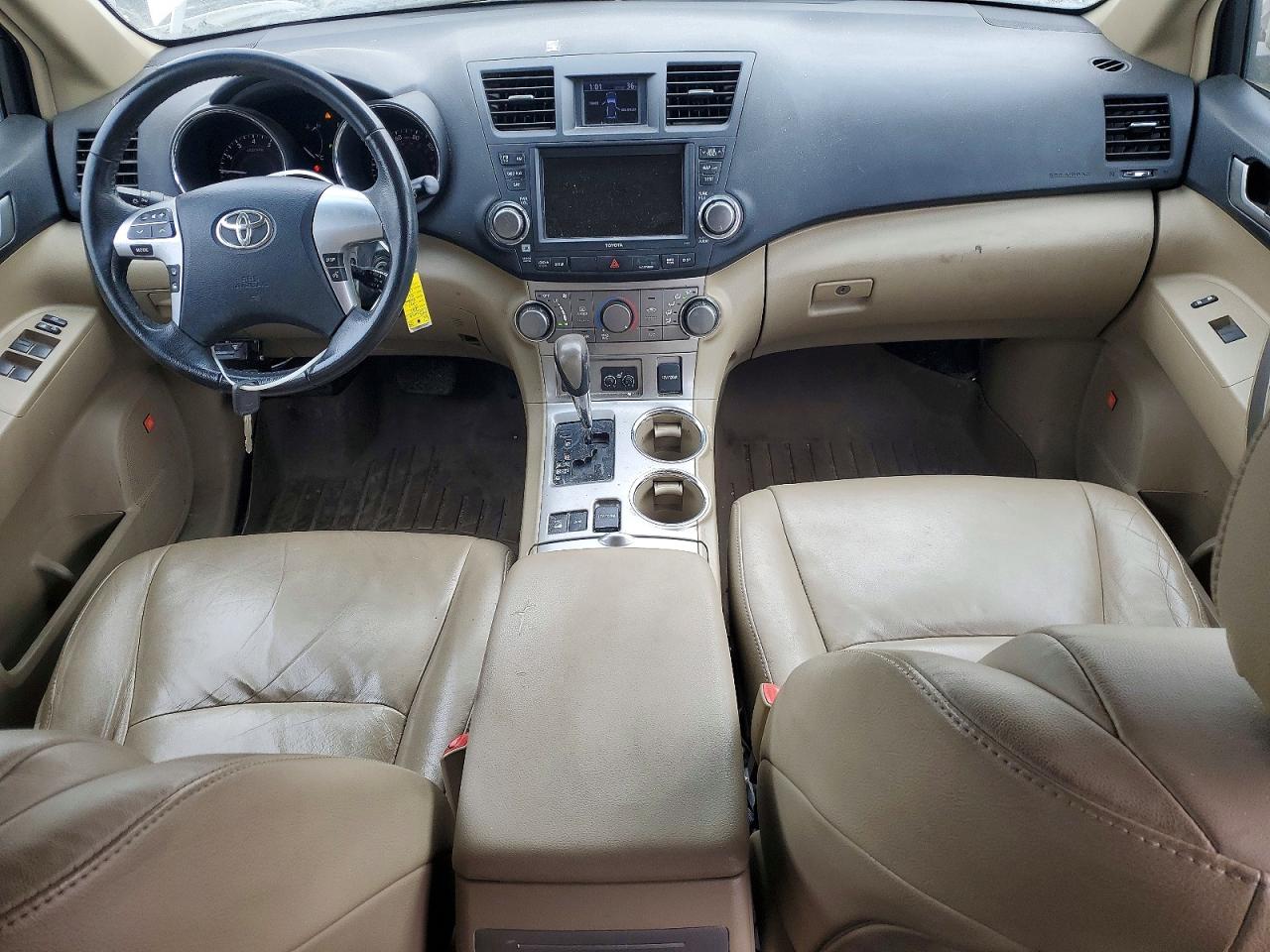 2012 TOYOTA HIGHLANDER