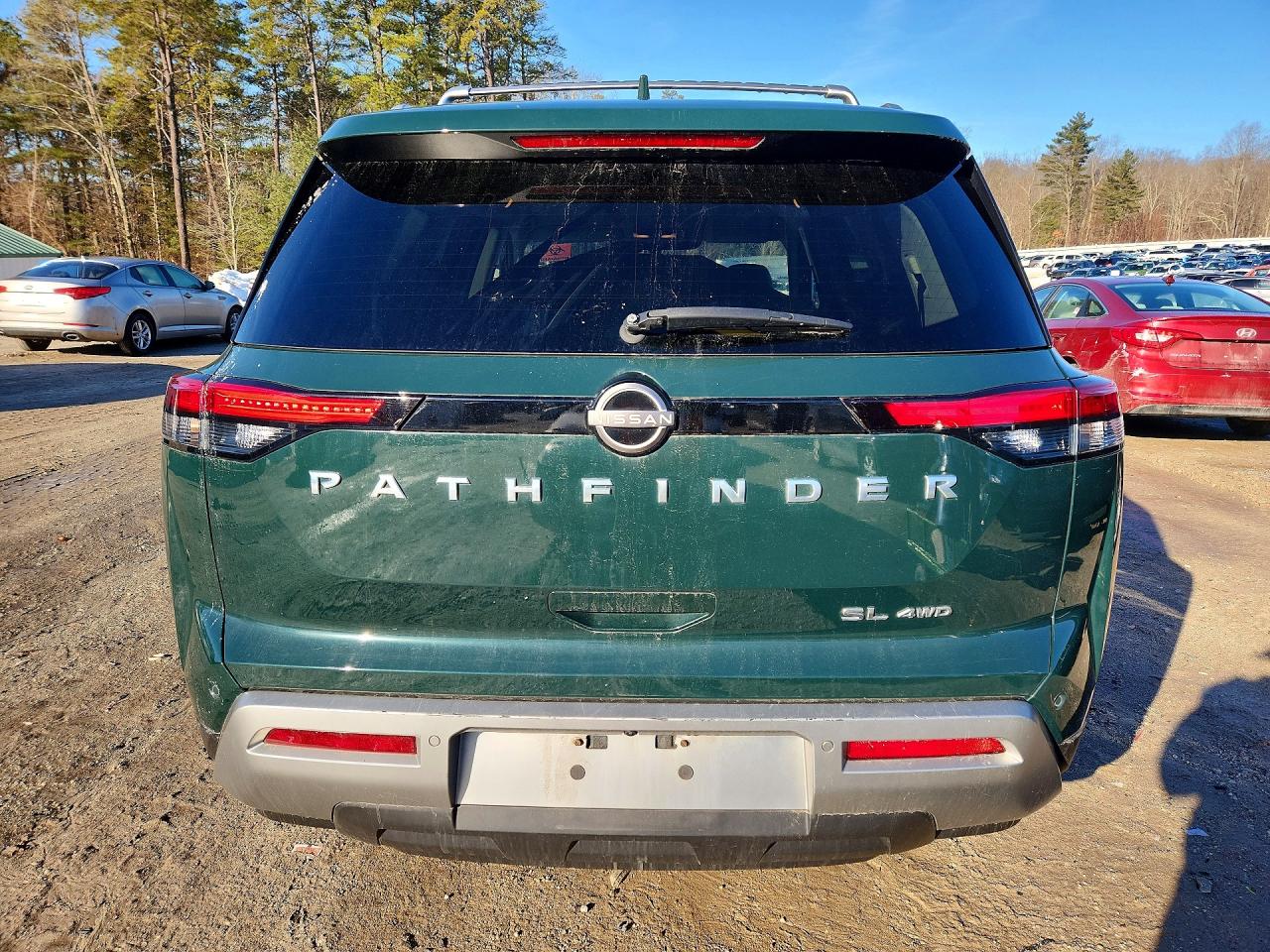 2022 NISSAN PATHFINDER