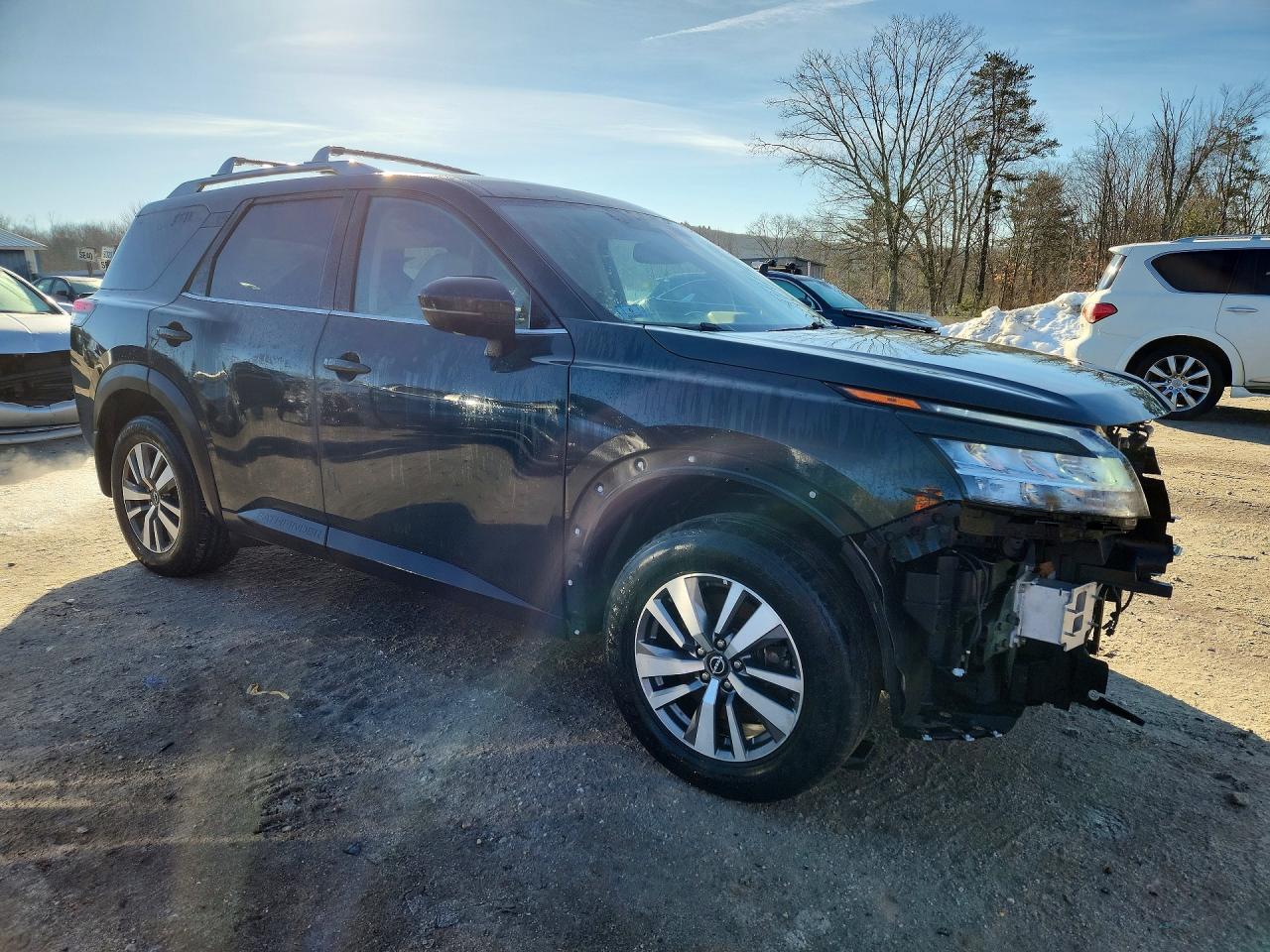2022 NISSAN PATHFINDER
