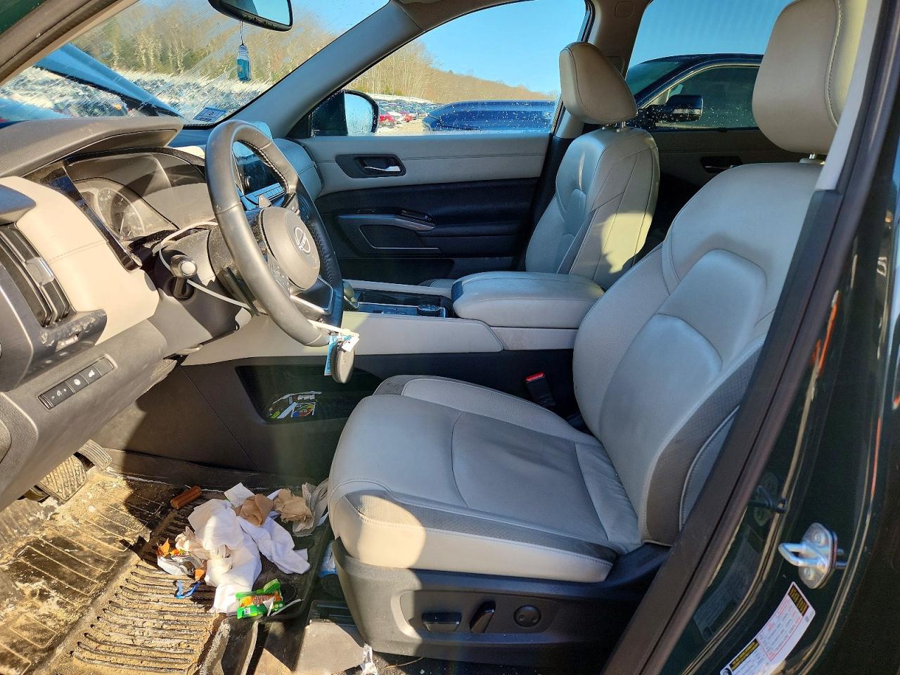 2022 NISSAN PATHFINDER