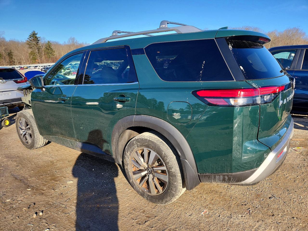 2022 NISSAN PATHFINDER
