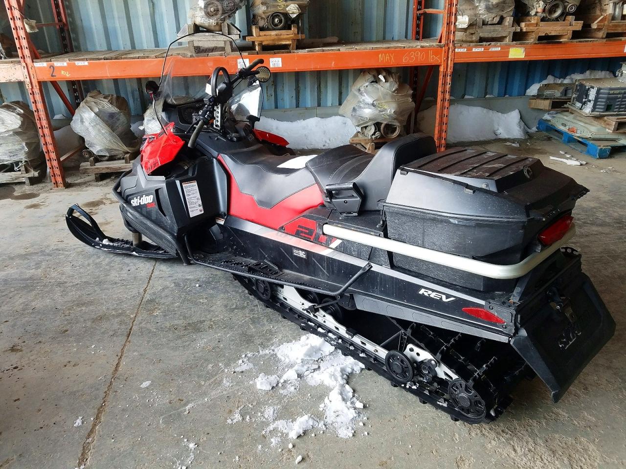 2020 SKI SNOWMOBILE