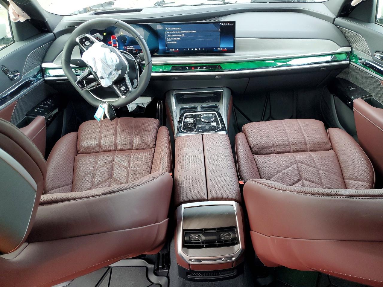 2025 BMW 760