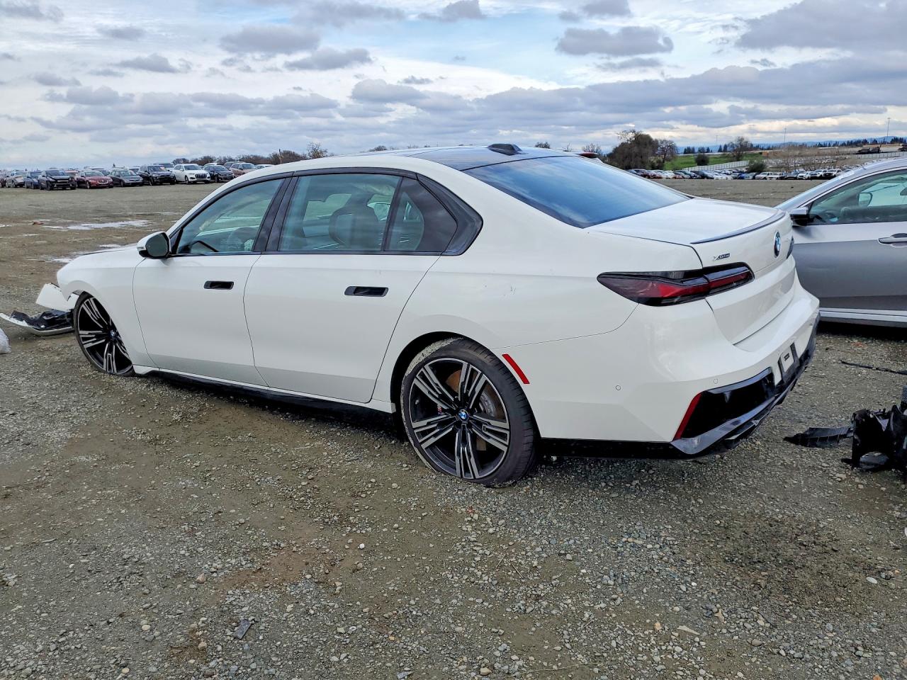2025 BMW 760