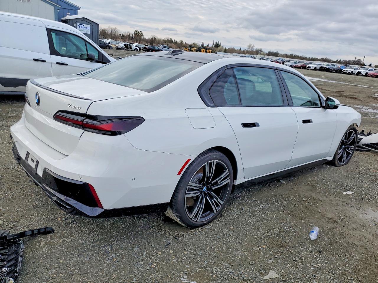 2025 BMW 760