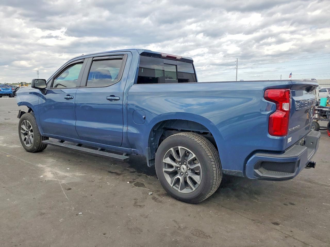 2024 CHEVROLET SILVERADO