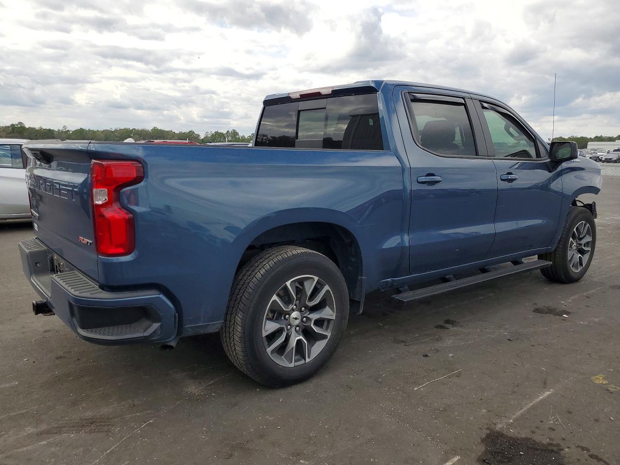 2024 CHEVROLET SILVERADO