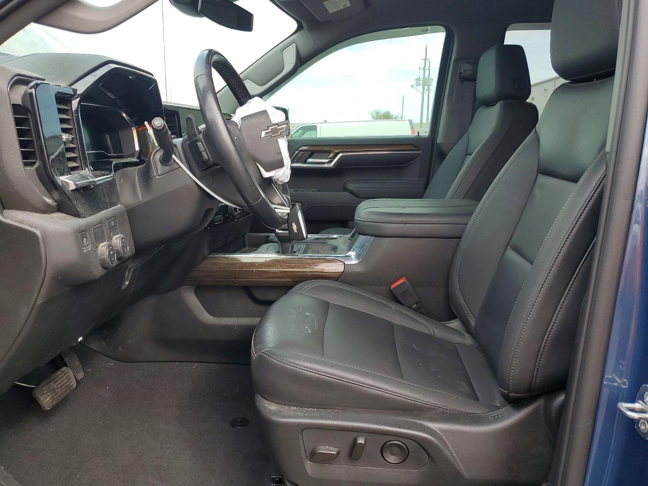 2024 CHEVROLET SILVERADO