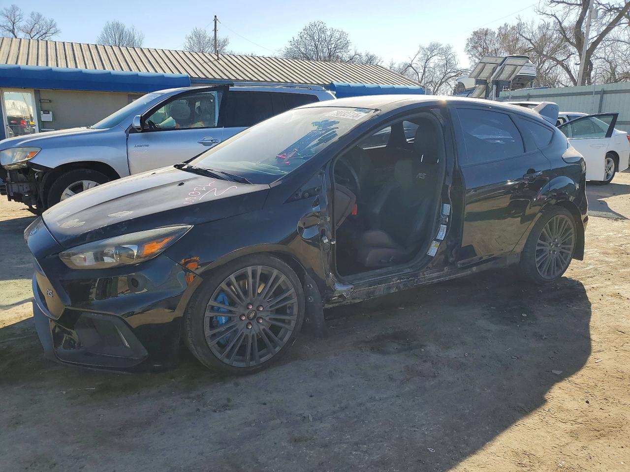 2016 FORD FOCUS