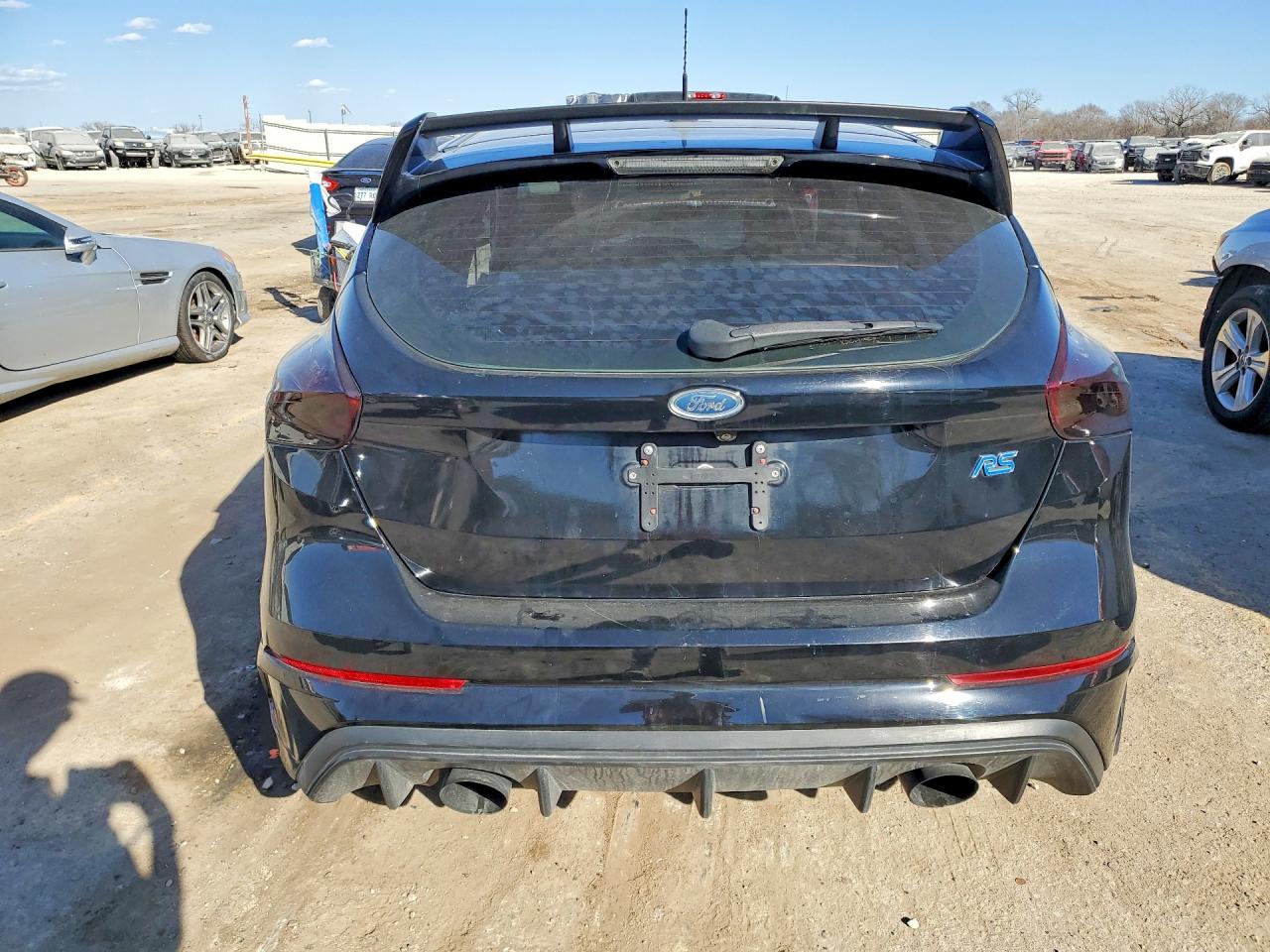 2016 FORD FOCUS