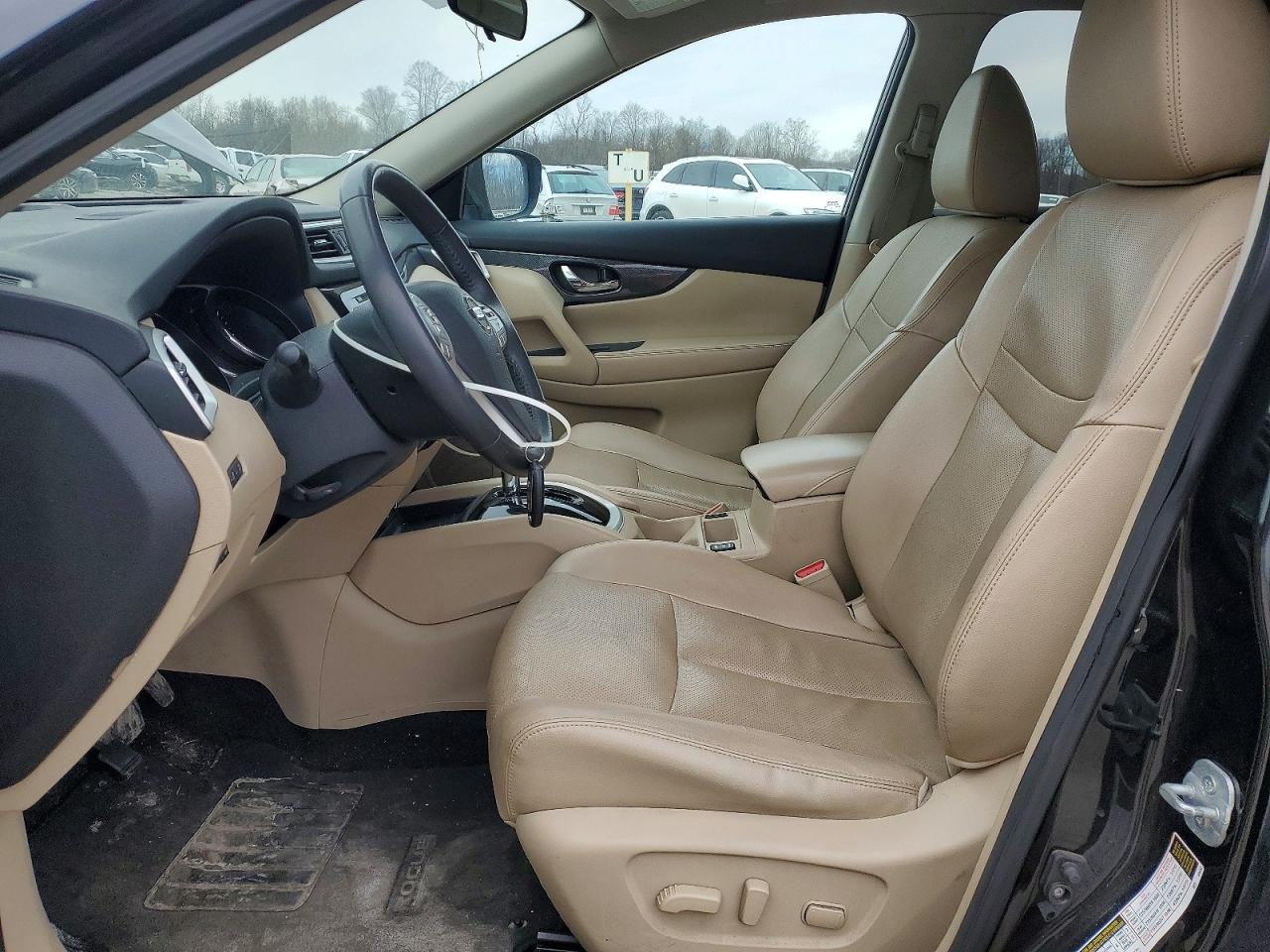 2016 NISSAN ROGUE