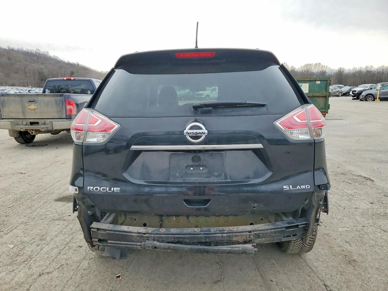 2016 NISSAN ROGUE
