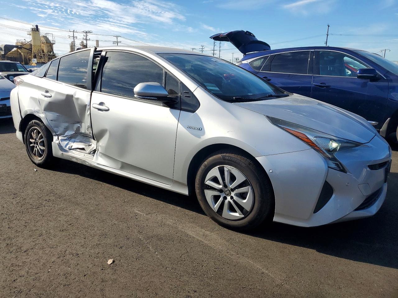 2018 TOYOTA PRIUS