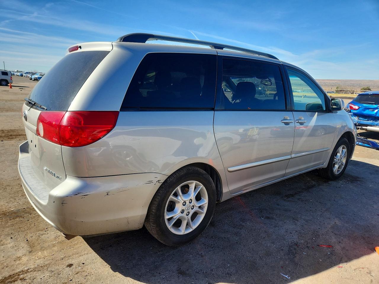 2006 TOYOTA SIENNA