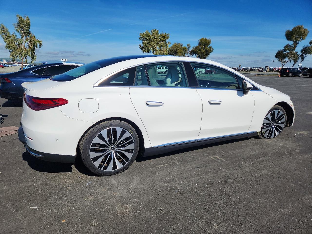 2023 MERCEDES-BENZ EQE SEDAN