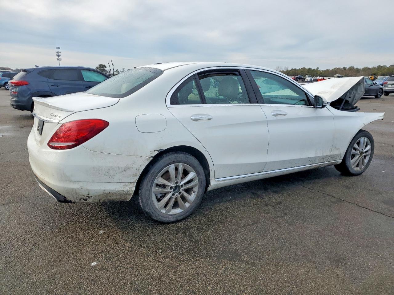 2019 MERCEDES-BENZ C-CLASS