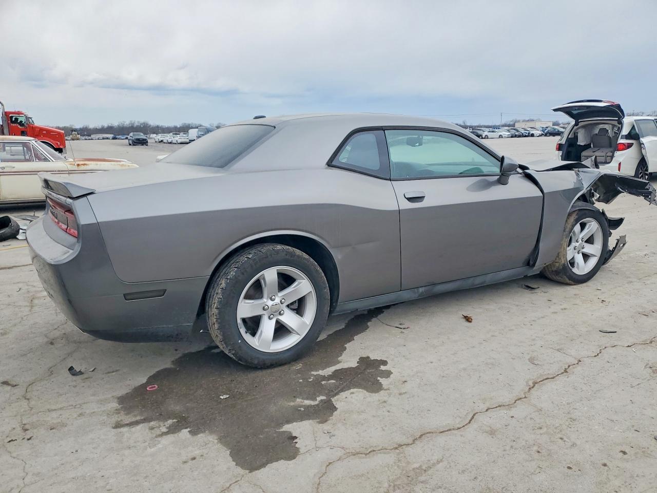2011 DODGE CHALLENGER