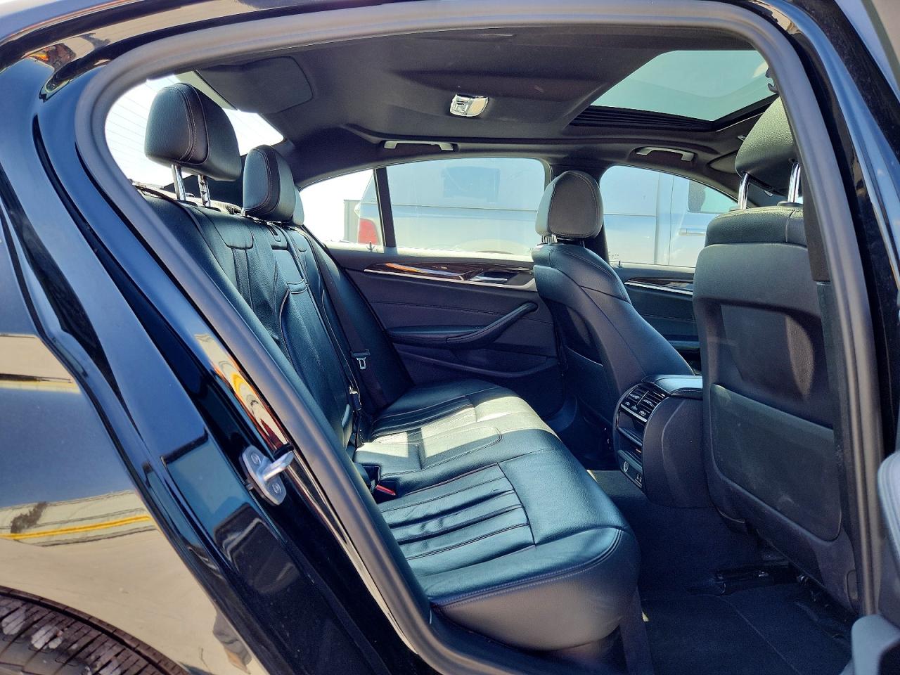 2020 BMW 5 SERIES