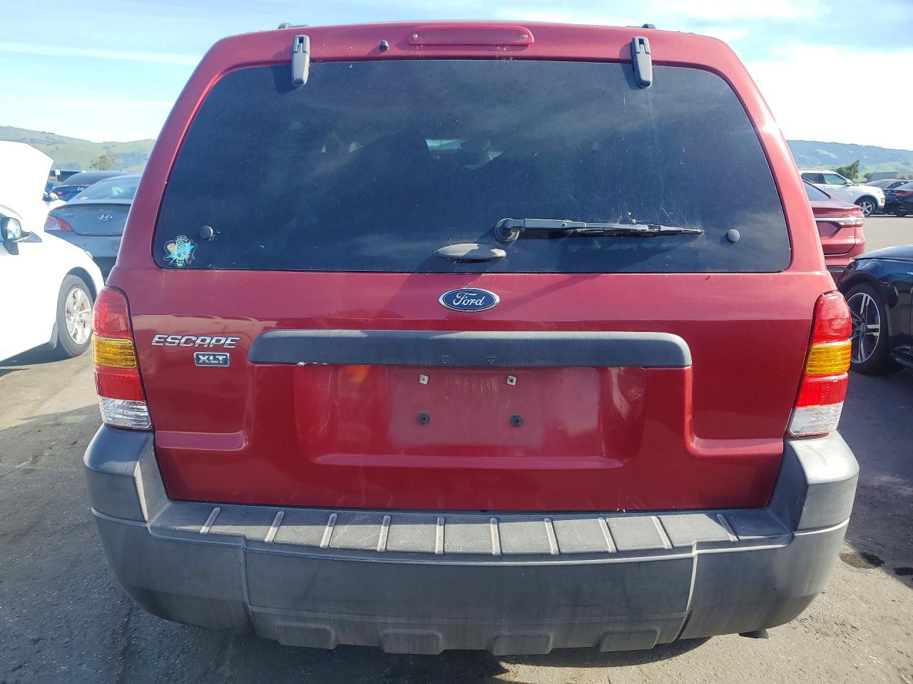 2005 FORD ESCAPE