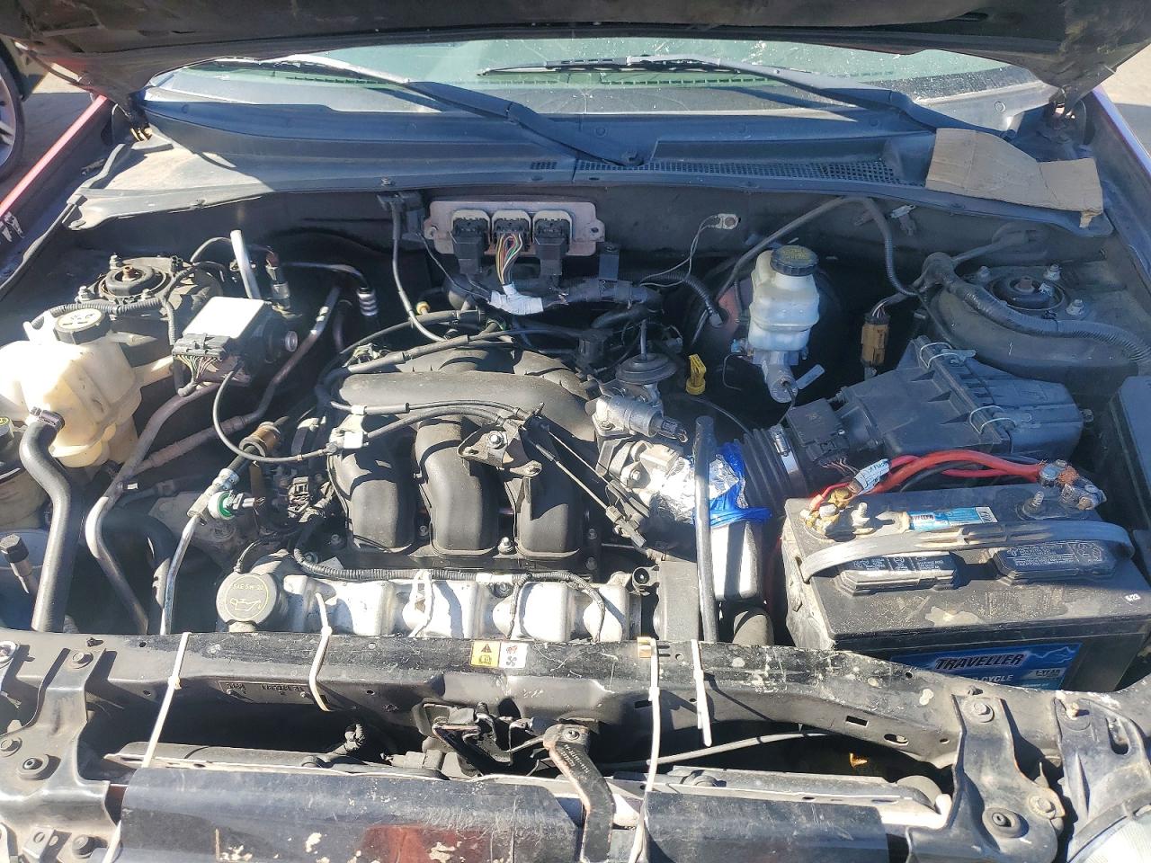 2005 FORD ESCAPE