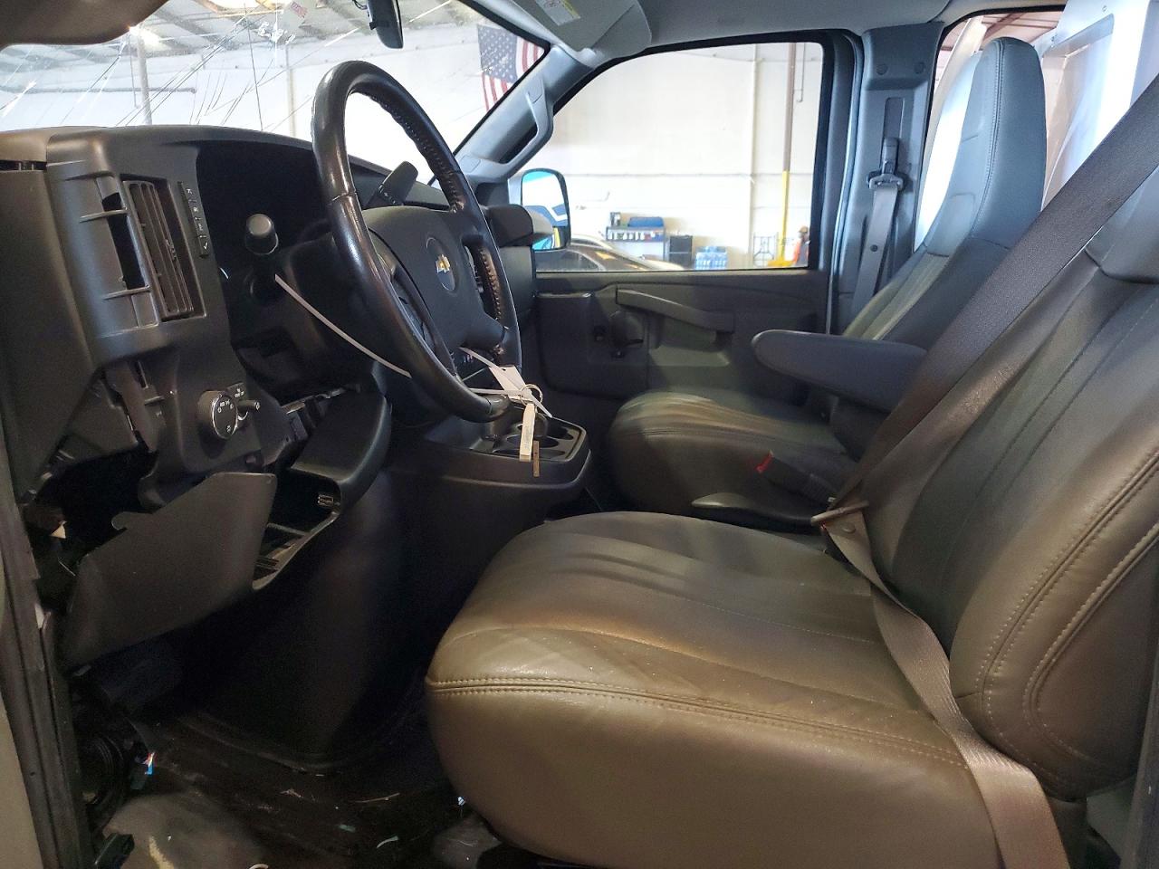 2023 CHEV EXPRESS